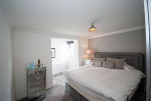 Bed 2- click for photo gallery